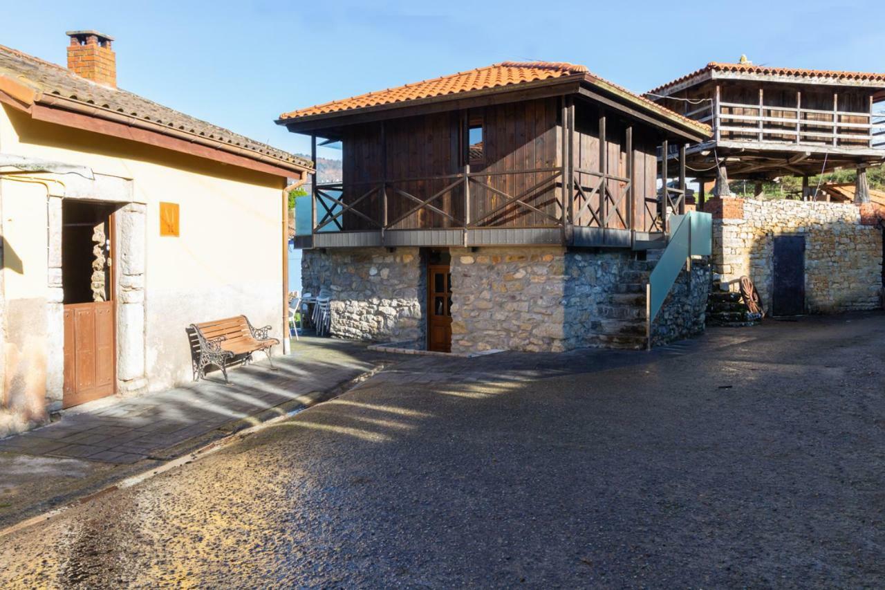 Casa Delfina Guest House Pravia Ngoại thất bức ảnh